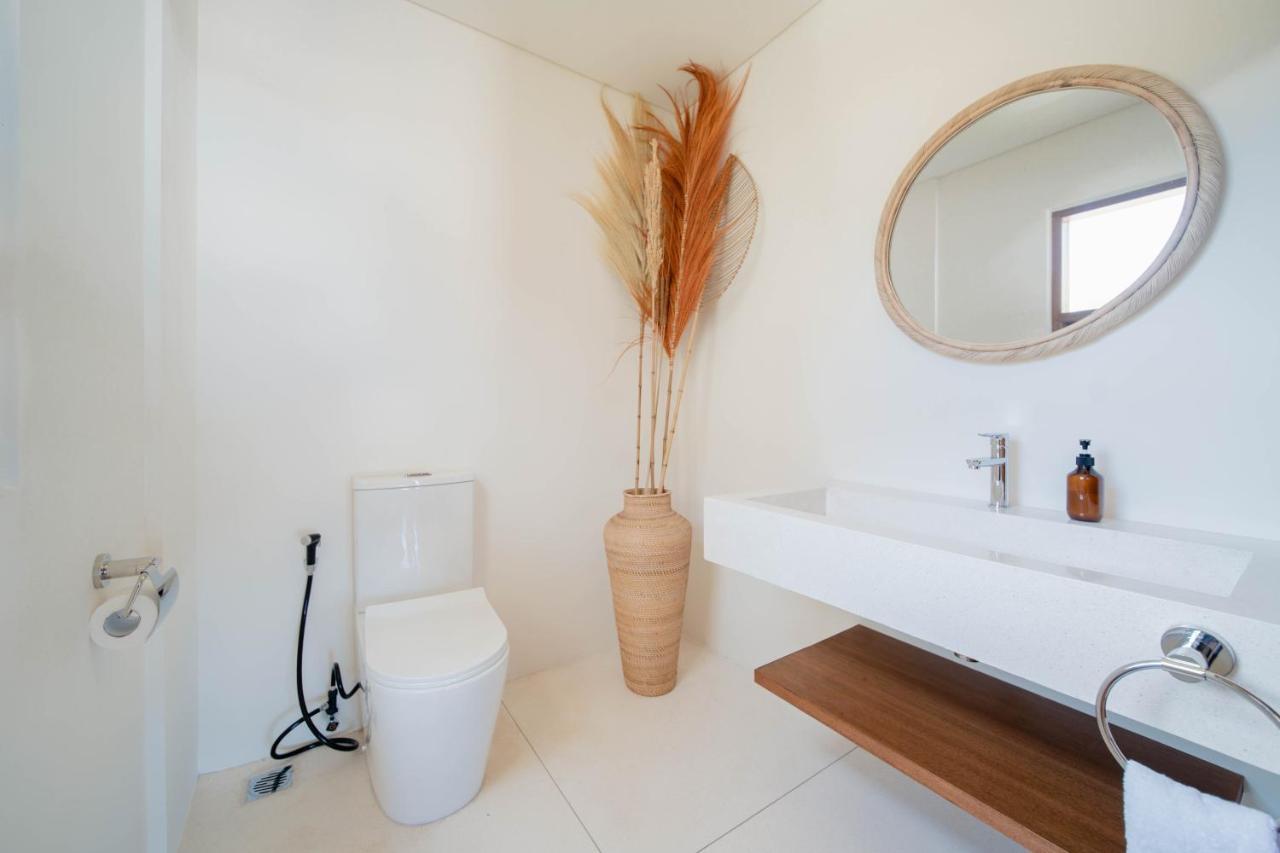 Luxury Ocean View Villas With Private Cook And Free Gym Membership Kuta  Extérieur photo