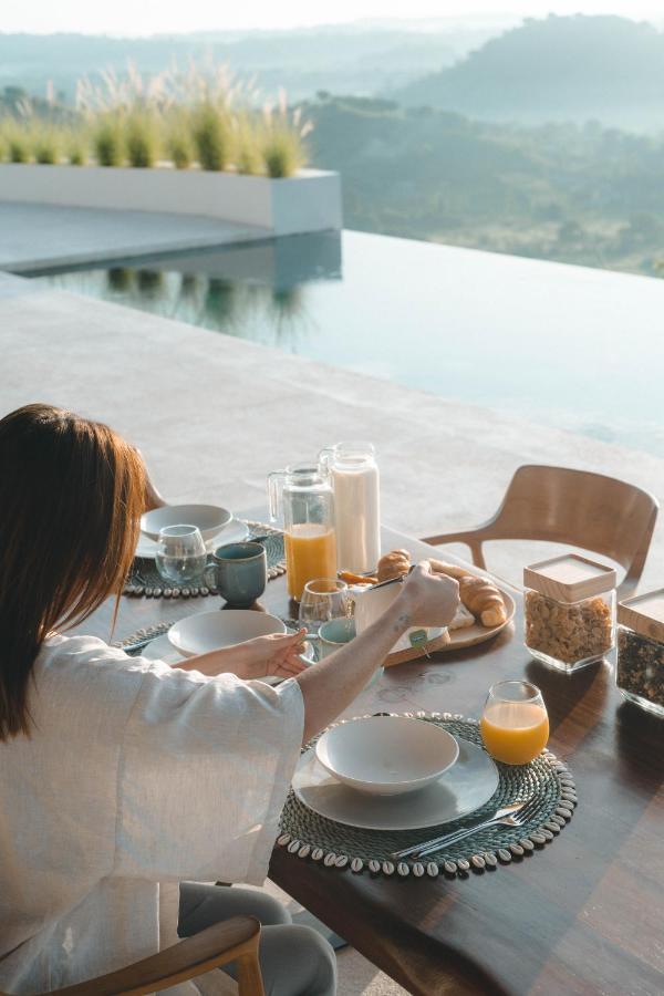 Luxury Ocean View Villas With Private Cook And Free Gym Membership Kuta  Extérieur photo
