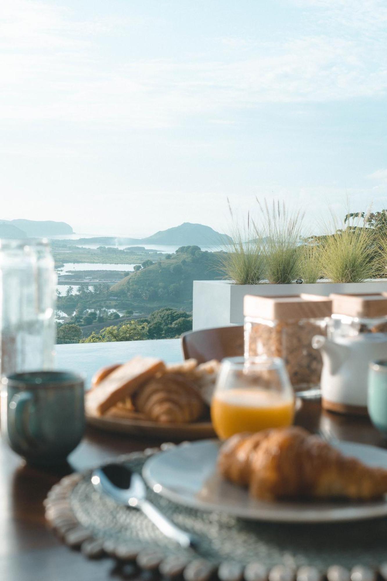 Luxury Ocean View Villas With Private Cook And Free Gym Membership Kuta  Chambre photo